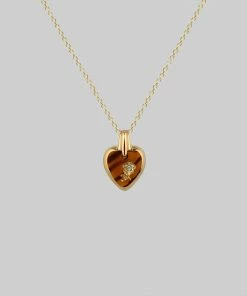 CLASSICS DOROTHY. Vintage Glass Heart Engraved Rose Pendant Necklace