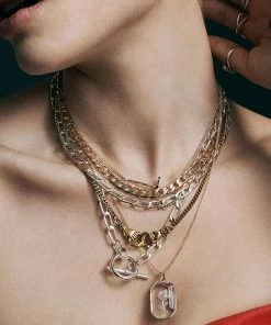 CLASSICS Necklaces & Chains UNITY. Linking Hands Necklace - Gold