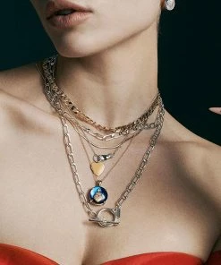 CLASSICS Necklaces & Chains VIRTUE. Glass Sacred Heart Necklace - Silver 6 CLASSICS Necklaces & Chains VIRTUE. Glass Sacred Heart Necklace - Silver