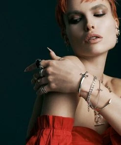 CLASSICS ELYSIAN. Garnet Dagger Bracelet - Gold