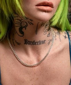 End Of Line REGARD. Cross Link Chunky Chain Necklace - Silver