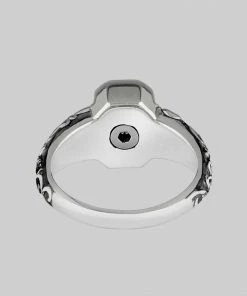 CLASSICS IN MEMORIAM. Onyx Ashes Cremation Ring