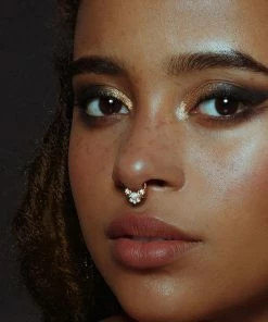 CLASSICS MOONDANCE. Moon Gold Clicker Ring - Septum