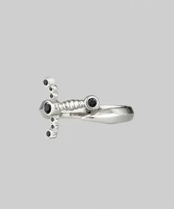 CLASSICS MAJESTY. Black Spinel Dagger Wrap Ring - Silver
