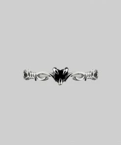 regalrose outlet shop 39 CLASSICS FATAL. Barbed Wire & Black Spinel Heart Ring - Silver Rings