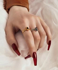 AW21 Rings RENOUNCE. Ornate Gothic Onyx Ring - Gold