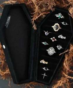 CLASSICS The Black Velvet Coffin Ring Case