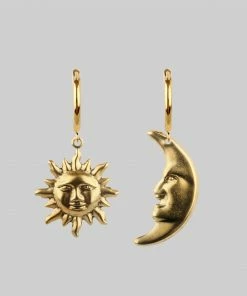 CLASSICS DAY TO NIGHT. Sun & Moon Hoop Earrings - Gold