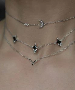 CLASSICS DYNASTY. Black Spinel Triliogy Chain Choker - Gold Necklaces & Chains