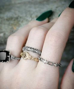 CLASSICS LUCIA. Spiked Chain Ring - Gold