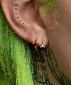 CLASSICS HEART & SOUL. Garnet Heart Hoop Earrings - Gold