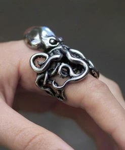 CLASSICS KRAKEN. Giant Octopus Wrap Ring Rings