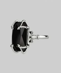 HALLOWEEN 2021 MAGDALENA. Black Spinel Gothic Ring - Silver
