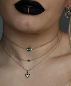 CLASSICS DEVIL'S STARE. Simple Garnet Chain Choker - Silver