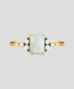 CLASSICS Rings APHRODITE. Opal Gold Ring