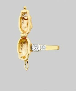 CLASSICS Rings REVENANT. Skull Poison Box Ring - Gold