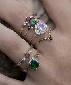 CLASSICS Rings CUPID. Black Spinel Chevron Silver Ring