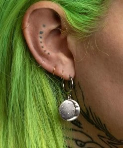 CLASSICS DARK HOUR. Mini Moon Crescent Hoop Earrings - Silver