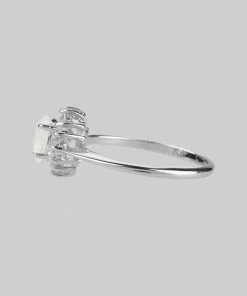 CLASSICS AURELIA. Opal Cluster Silver Ring Rings