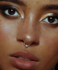 CLASSICS NEBULA. Opal Silver Clicker Ring - Septum