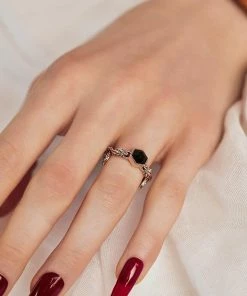 AW21 Rings RELINQUISH. Snakes & Onyx Ring - Silver