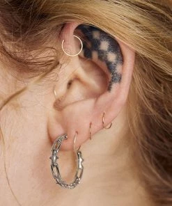 AW21 LUCIA. Spiked Chain Hoop Earrings - Silver